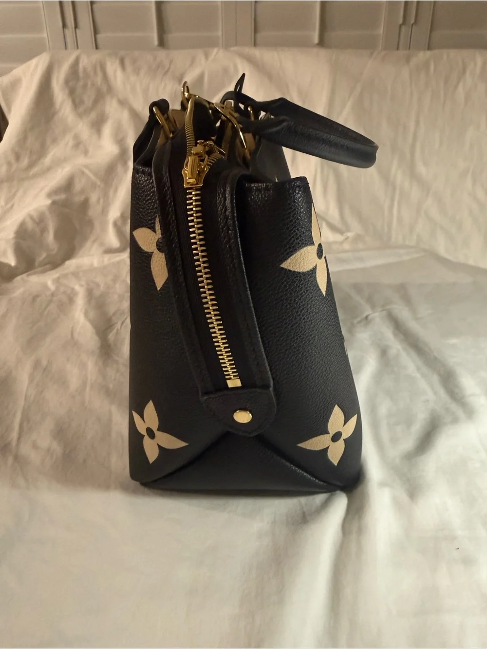 Louis Vuitton Petit Palais in Black & Cream Monogram Bag - Picture 7 of 7